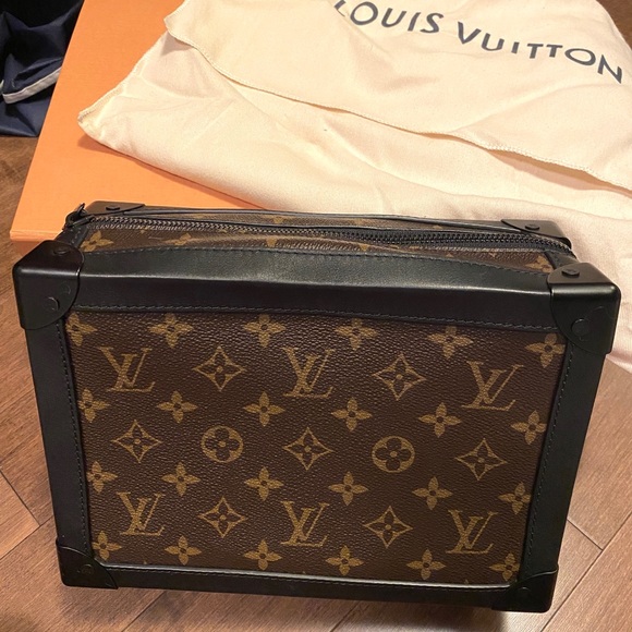 Lv soft trunk - Picture 2 of 10